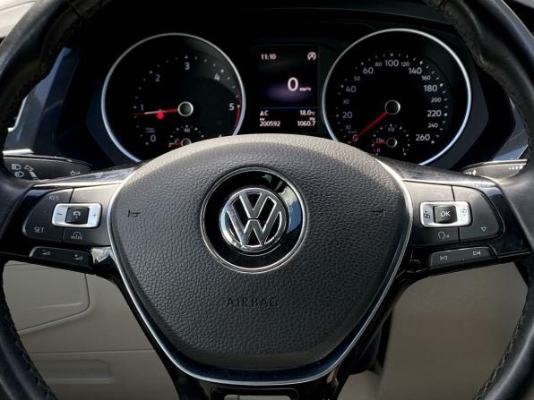 Volkswagen Tiguan II с пробегом 2018 года, цена 1 959 000 рублей, 200592 км, внедорожник, Автокод Объявления