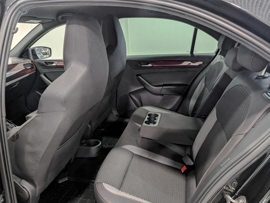 Volkswagen Polo VI Москва  - изображение 18