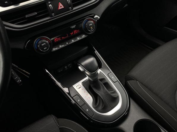 Kia Cerato IV с пробегом 2021 года, цена 2 099 000 рублей, 112383 км, седан, Автокод Объявления