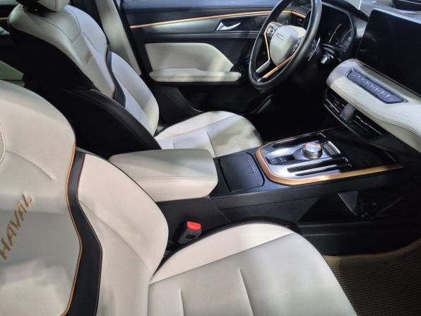 Haval Jolion I с пробегом 2023 года, цена 1 680 000 рублей, 58164 км, внедорожник, Автокод Объявления