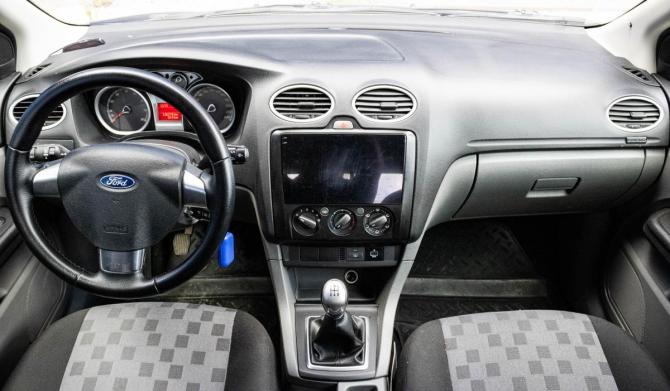 Ford Focus II Рестайлинг с пробегом 2009 года, цена 500 000 рублей, 236270 км, хэтчбек, Автокод Объявления