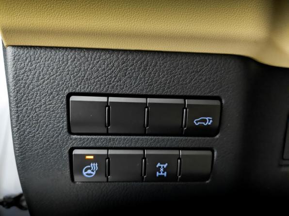 Lexus NX I Рестайлинг с пробегом 2019 года, цена 3 500 000 рублей, 30525 км, внедорожник, Автокод Объявления