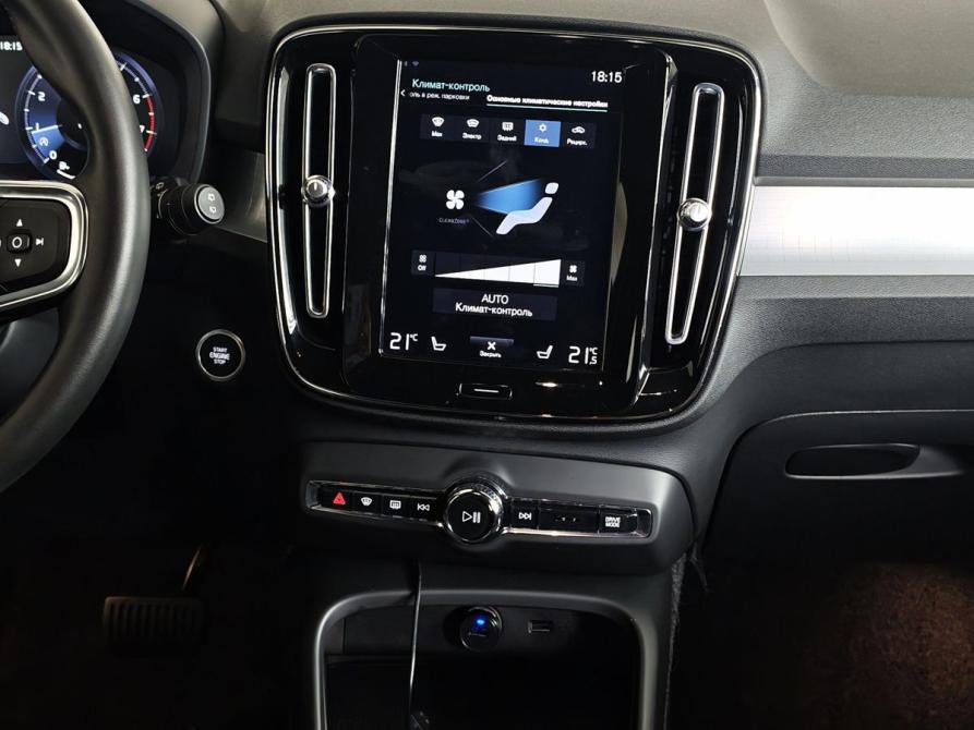 Volvo XC40 I Москва  - изображение 15