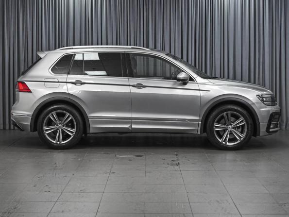 Volkswagen Tiguan II с пробегом 2018 года, цена 2 084 000 рублей, 235891 км, внедорожник, Автокод Объявления
