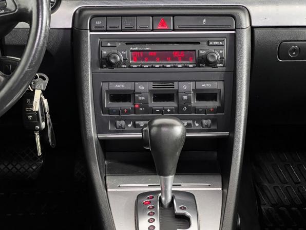 Audi A4 III (B7) с пробегом 2006 года, цена 690 000 рублей, 226727 км, седан, Автокод Объявления