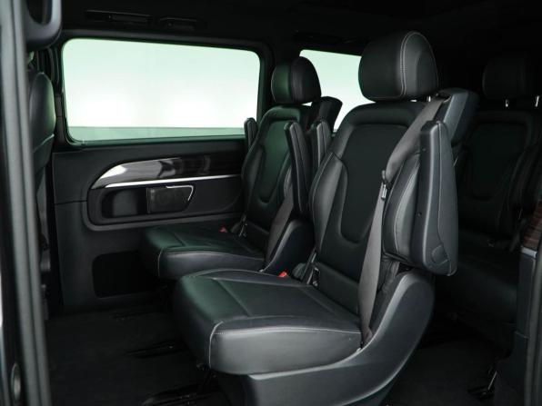 Mercedes-Benz V-Класс III (W447) Рестайлинг с пробегом 2019 года, цена 4 389 999 рублей, 201191 км, минивэн, Автокод Объявления