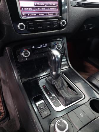 Volkswagen Touareg II с пробегом 2012 года, цена 1 650 000 рублей, 331500 км, внедорожник, Автокод Объявления