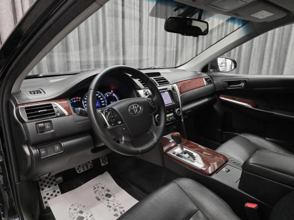 Toyota Camry VII (XV50) с пробегом 2013 года, цена 1 529 000 рублей, 280000 км, седан, Автокод Объявления