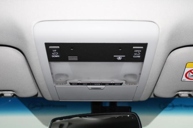 Lexus LX III Рестайлинг с пробегом 2013 года, цена 5 700 000 рублей, 171628 км, внедорожник, Автокод Объявления