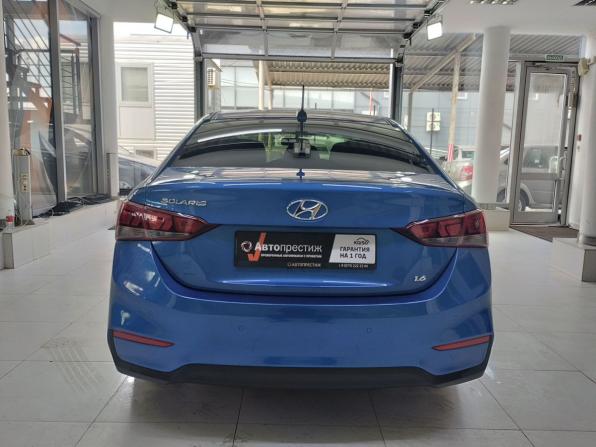 Hyundai Solaris II с пробегом 2018 года, цена 1 330 000 рублей, 120250 км, седан, Автокод Объявления
