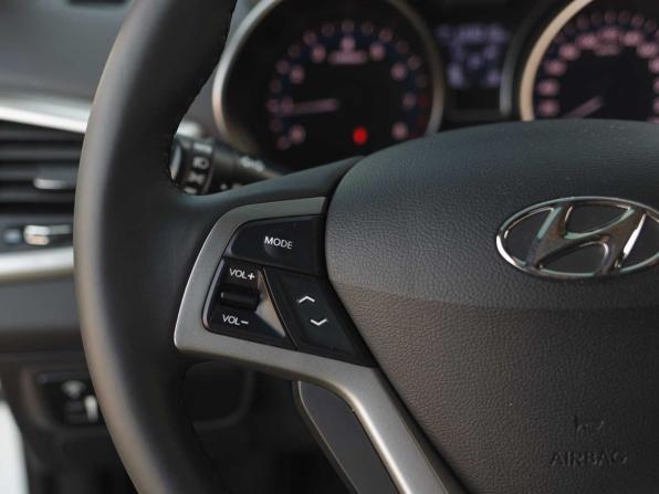 Hyundai Veloster I с пробегом 2012 года, цена 1 170 000 рублей, 133019 км, хэтчбек, Автокод Объявления