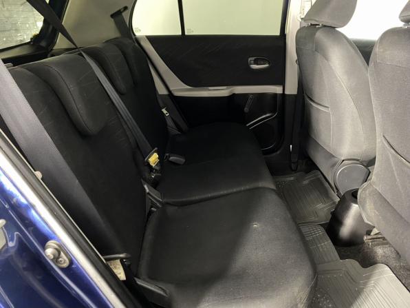 Toyota Yaris II с пробегом 2007 года, цена 640 000 рублей, 95235 км, хэтчбек, Автокод Объявления