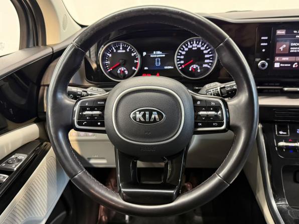 Kia Carnival IV с пробегом 2021 года, цена 3 990 000 рублей, 131234 км, минивэн, Автокод Объявления