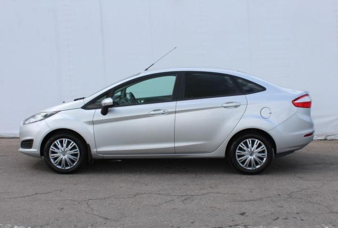 Ford Fiesta Mk6 Рестайлинг с пробегом 2015 года, цена 830 000 рублей, 154636 км, седан, Автокод Объявления