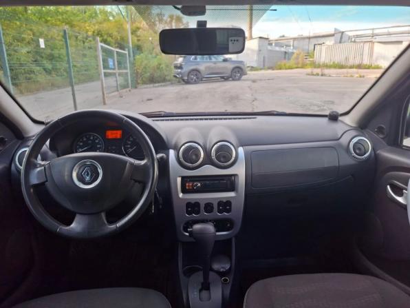 Renault Sandero I с пробегом 2011 года, цена 740 000 рублей, 107000 км, хэтчбек, Автокод Объявления