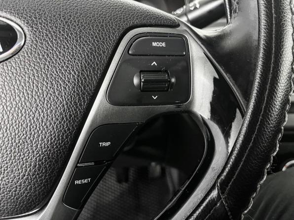Kia Rio III Рестайлинг с пробегом 2016 года, цена 882 000 рублей, 247221 км, седан, Автокод Объявления