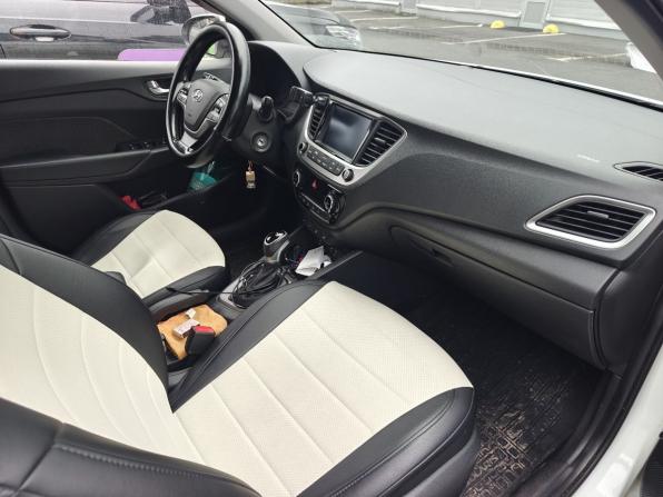 Hyundai Solaris II с пробегом 2018 года, цена 879 000 рублей, 236338 км, седан, Автокод Объявления