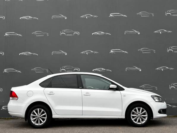 Volkswagen Polo V с пробегом 2015 года, цена 839 500 рублей, 123988 км, седан, Автокод Объявления