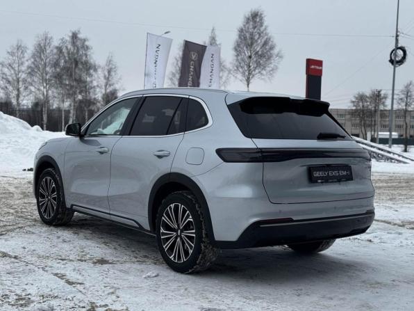Новый Geely EX5 EM-i 2026 года, цена 3 969 990 рублей, внедорожник, Автокод Объявления
