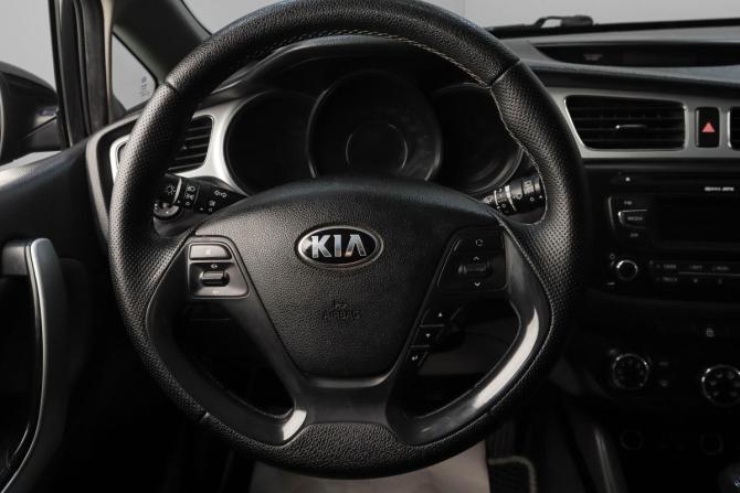 Kia Ceed II с пробегом 2013 года, цена 759 000 рублей, 194866 км, хэтчбек, Автокод Объявления