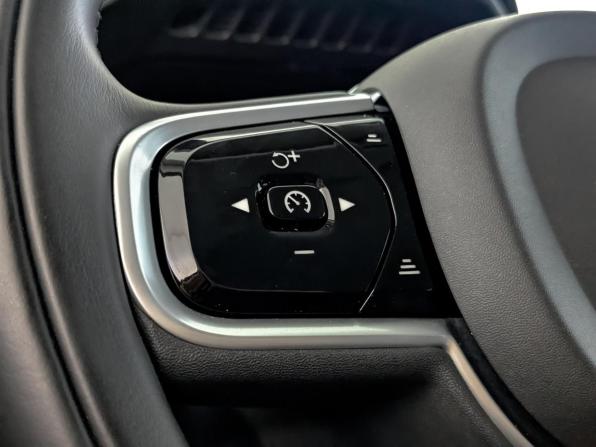 Volvo XC90 II Рестайлинг 1 с пробегом 2021 года, цена 6 512 000 рублей, 30021 км, внедорожник, Автокод Объявления
