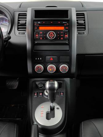 Nissan X-Trail II с пробегом 2008 года, цена 925 000 рублей, 221030 км, внедорожник, Автокод Объявления