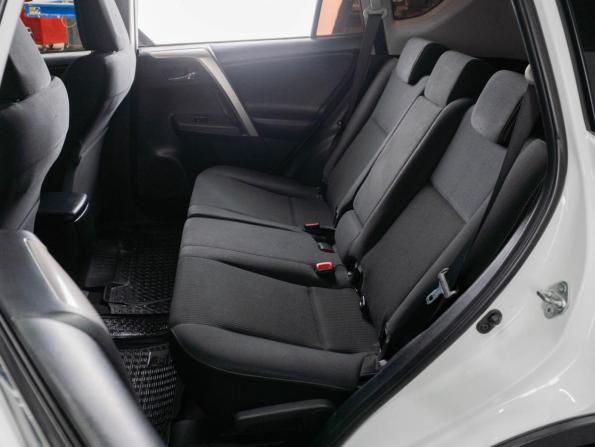 Toyota RAV4 IV (XA40) Рестайлинг с пробегом 2015 года, цена 2 250 000 рублей, 91078 км, внедорожник, Автокод Объявления