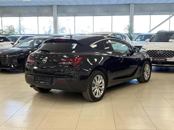 Opel Astra J Рестайлинг с пробегом 2013 года, цена 569 000 рублей, 138658 км, хэтчбек, Автокод Объявления