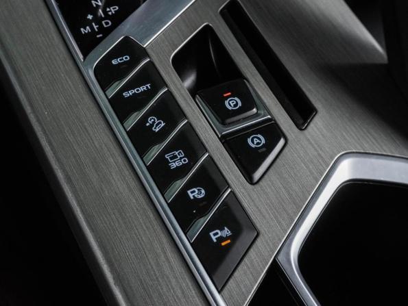 Geely Coolray I с пробегом 2023 года, цена 1 949 000 рублей, 68685 км, внедорожник, Автокод Объявления