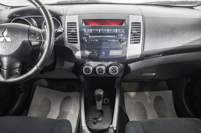 Mitsubishi Outlander II Рестайлинг с пробегом 2010 года, цена 1 349 000 рублей, 198000 км, внедорожник, Автокод Объявления