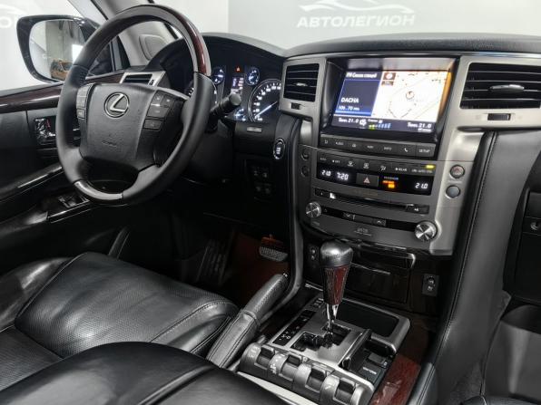Lexus LX III Рестайлинг с пробегом 2013 года, цена 4 870 000 рублей, 201532 км, внедорожник, Автокод Объявления