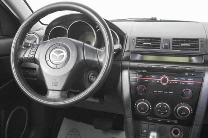 Mazda 3 I (BK) Рестайлинг с пробегом 2008 года, цена 699 000 рублей, 283000 км, седан, Автокод Объявления