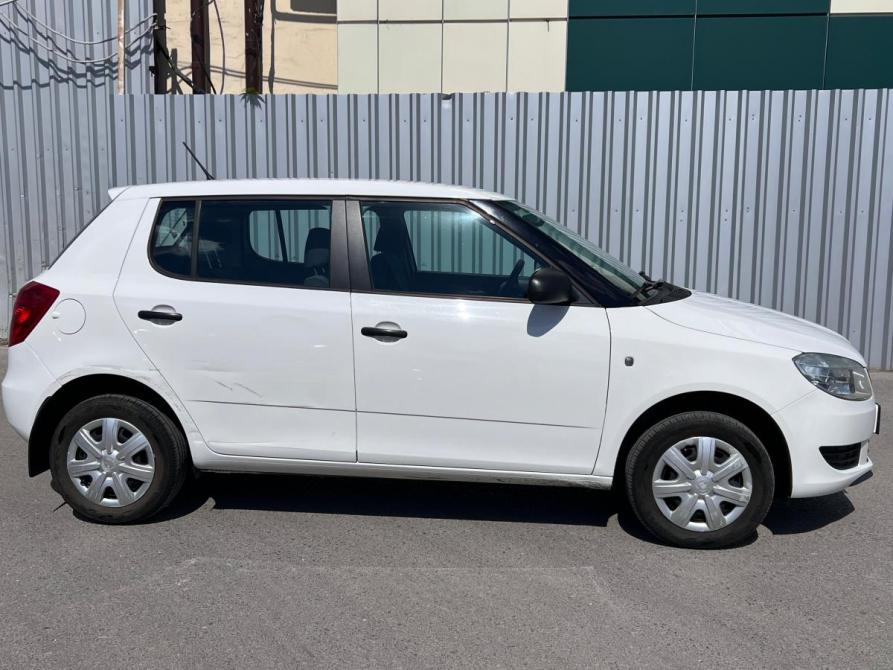 Skoda Fabia II Рестайлинг Ростов-на-Дону  - изображение 8