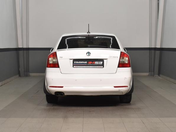 Skoda Octavia II (A5) Рестайлинг с пробегом 2012 года, цена 749 995 рублей, 231804 км, лифтбек, Автокод Объявления