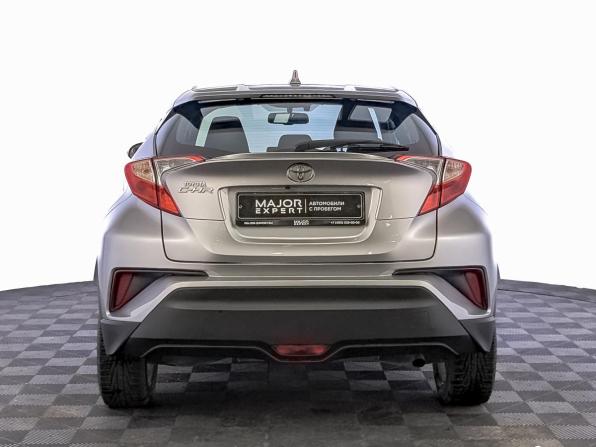 Toyota C-HR I с пробегом 2018 года, цена 1 970 000 рублей, 156834 км, внедорожник, Автокод Объявления