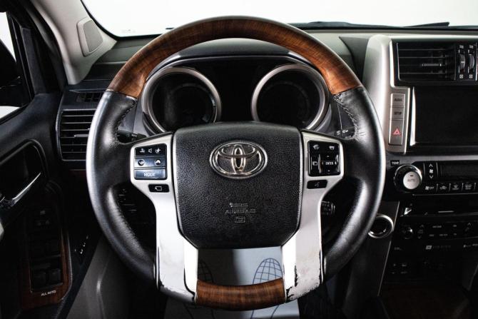Toyota Land Cruiser Prado 150 Series Рестайлинг 3 с пробегом 2011 года, цена 3 399 000 рублей, 245000 км, внедорожник, Автокод Объявления