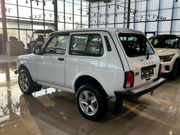 Lada (ВАЗ) Niva Legend с пробегом 2024 года, цена 999 999 рублей, 17500 км, внедорожник, Автокод Объявления