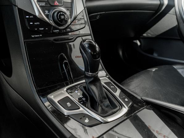 Hyundai Grandeur V с пробегом 2012 года, цена 1 315 000 рублей, 176948 км, седан, Автокод Объявления