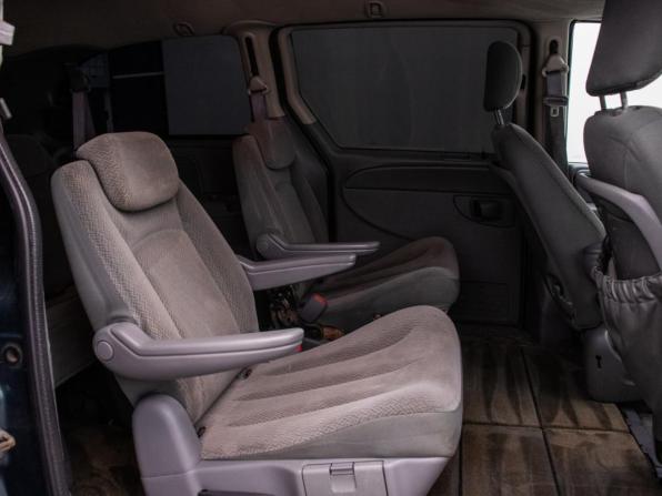 Chrysler Town &amp; Country IV Рестайлинг с пробегом 2006 года, цена 594 000 рублей, 165158 км, минивэн, Автокод Объявления