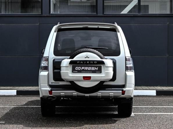 Mitsubishi Pajero IV Рестайлинг 1 с пробегом 2014 года, цена 2 349 000 рублей, 156637 км, внедорожник, Автокод Объявления
