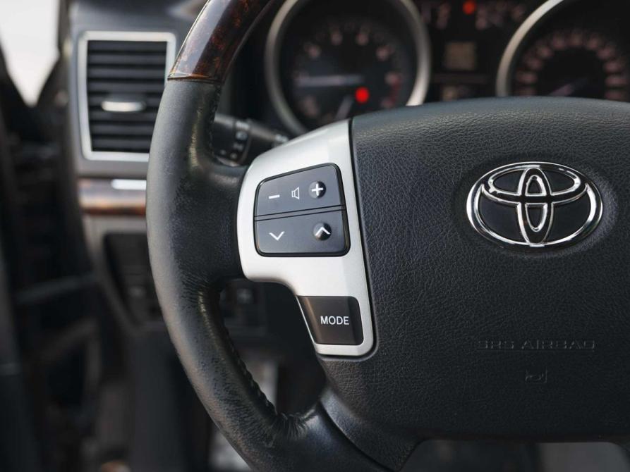 Toyota Land Cruiser 200 Series Рестайлинг 1 Новосибирск  - изображение 12