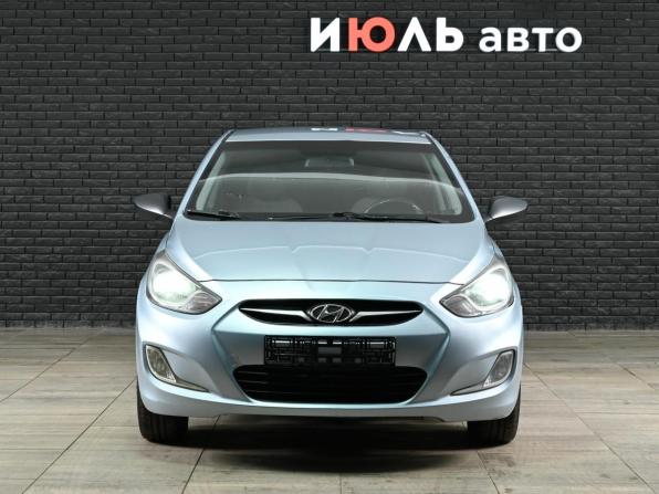 Hyundai Solaris I с пробегом 2011 года, цена 550 000 рублей, 259641 км, седан, Автокод Объявления