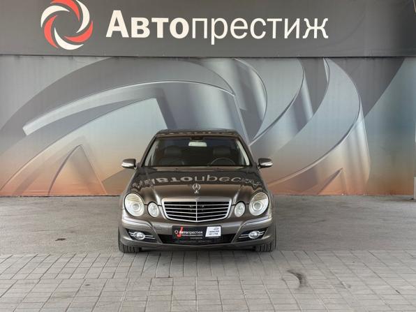 Mercedes-Benz E-Класс III (W211 S211) Рестайлинг с пробегом 2008 года, цена 900 000 рублей, 246054 км, седан, Автокод Объявления