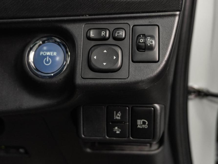 Toyota Aqua I Рестайлинг Тюмень  - изображение 16