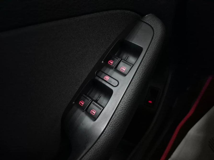 Volkswagen Jetta VI Рестайлинг Альметьевск  - изображение 11