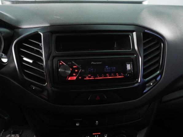 Lada (ВАЗ) Vesta I с пробегом 2017 года, цена 899 000 рублей, 185296 км, седан, Автокод Объявления