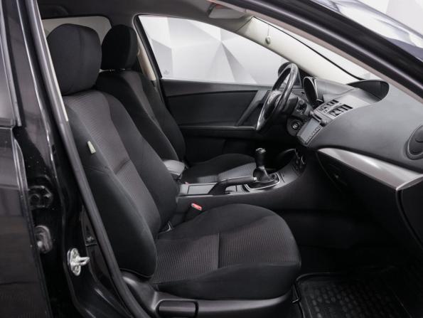 Mazda 3 II (BL) Рестайлинг с пробегом 2012 года, цена 699 000 рублей, 220000 км, хэтчбек, Автокод Объявления
