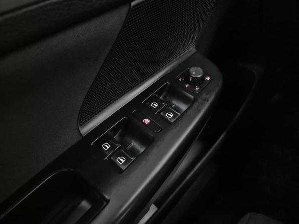 Volkswagen Jetta V с пробегом 2010 года, цена 460 000 рублей, 273839 км, седан, Автокод Объявления