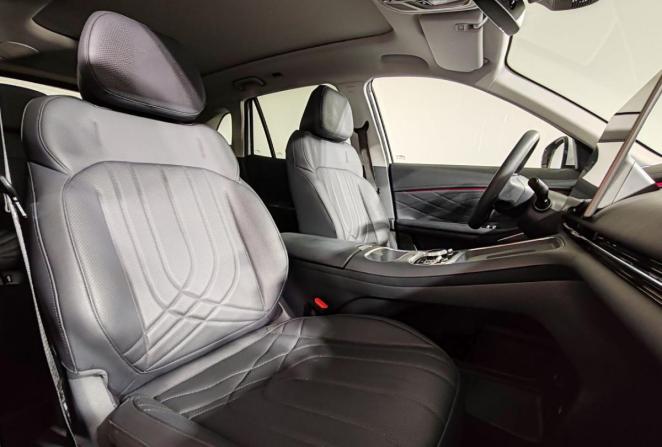 Geely EX5 Гибрид с пробегом 2025 года, цена 3 150 000 рублей, 4735 км, внедорожник, Автокод Объявления
