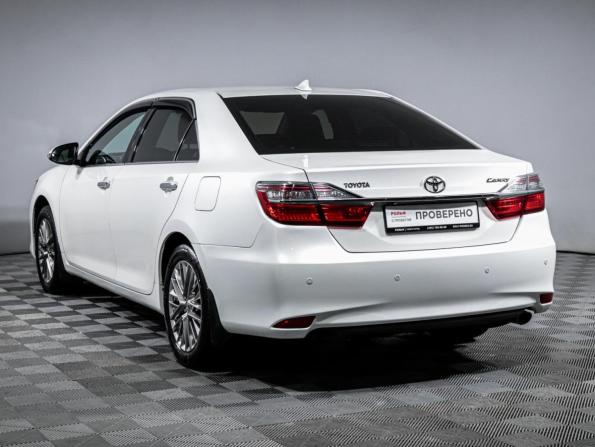 Toyota Camry VII (XV50) Рестайлинг с пробегом 2015 года, цена 1 715 000 рублей, 238086 км, седан, Автокод Объявления